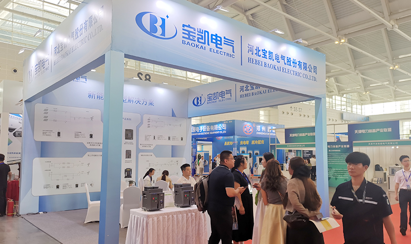 暴击行业天花板！jinnianhui今年会电气硬核技术亮相天津清洁能源展，引央视记者及能源产业巨头现场“挖宝”